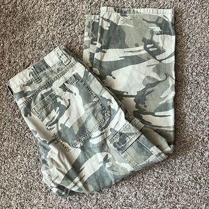 baggy camo cargo pants